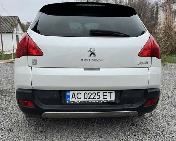 Белый Пежо 3008, объемом двигателя 2 л и пробегом 223 тыс. км за 12700 $, фото 6 на Automoto.ua