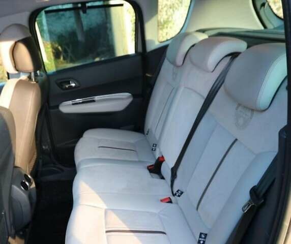 Белый Пежо 3008, объемом двигателя 1.6 л и пробегом 187 тыс. км за 11900 $, фото 46 на Automoto.ua
