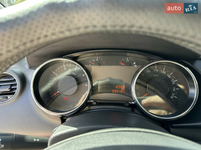 Белый Пежо 3008, объемом двигателя 1.6 л и пробегом 93 тыс. км за 12000 $, фото 13 на Automoto.ua