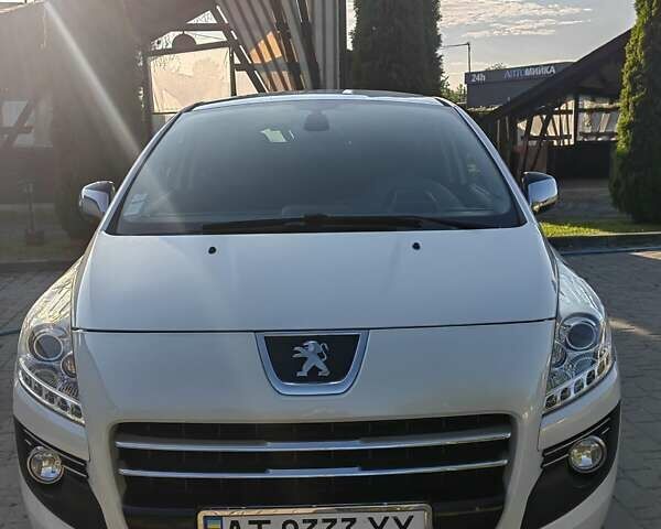 Білий Пежо 3008, об'ємом двигуна 2 л та пробігом 218 тис. км за 10500 $, фото 1 на Automoto.ua