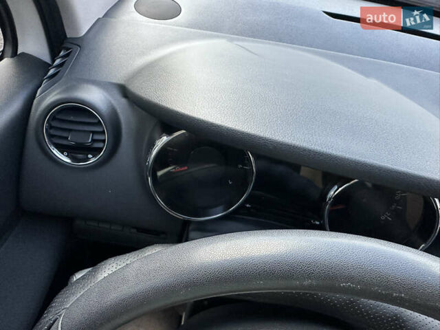 Белый Пежо 3008, объемом двигателя 1.6 л и пробегом 93 тыс. км за 12000 $, фото 19 на Automoto.ua