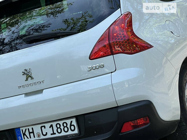 Білий Пежо 3008, об'ємом двигуна 2 л та пробігом 235 тис. км за 9350 $, фото 19 на Automoto.ua