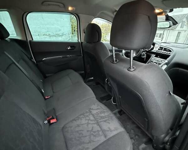 Белый Пежо 3008, объемом двигателя 2 л и пробегом 223 тыс. км за 12700 $, фото 15 на Automoto.ua