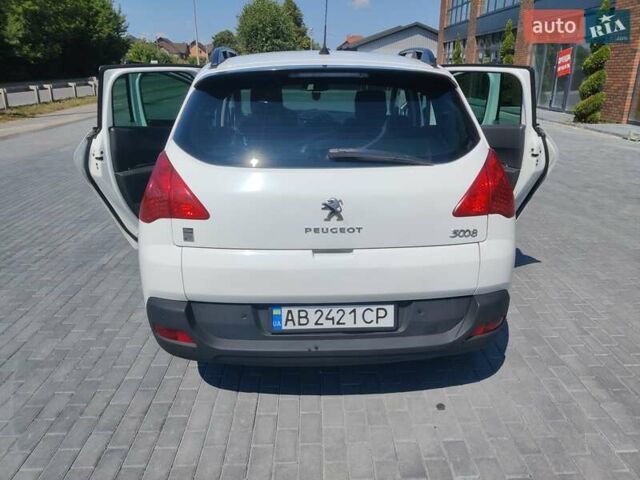 Белый Пежо 3008, объемом двигателя 2 л и пробегом 203 тыс. км за 12000 $, фото 7 на Automoto.ua