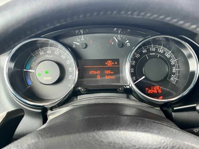 Білий Пежо 3008, об'ємом двигуна 2 л та пробігом 204 тис. км за 9899 $, фото 2 на Automoto.ua