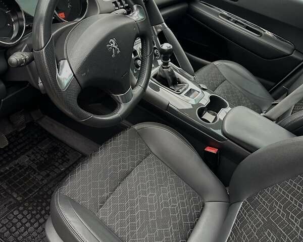 Білий Пежо 3008, об'ємом двигуна 1.56 л та пробігом 175 тис. км за 13500 $, фото 10 на Automoto.ua