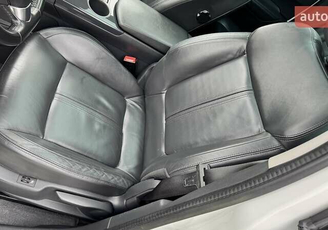 Пежо 3008 2014 в Тернополе на Automoto.ua Белый Пежо 3008, объемом двигателя 2 л и пробегом 131 тыс. км за 14699 $, фото 19 на Automoto.ua