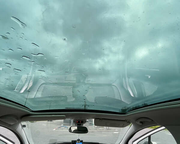 Белый Пежо 3008, объемом двигателя 1.6 л и пробегом 176 тыс. км за 11300 $, фото 16 на Automoto.ua