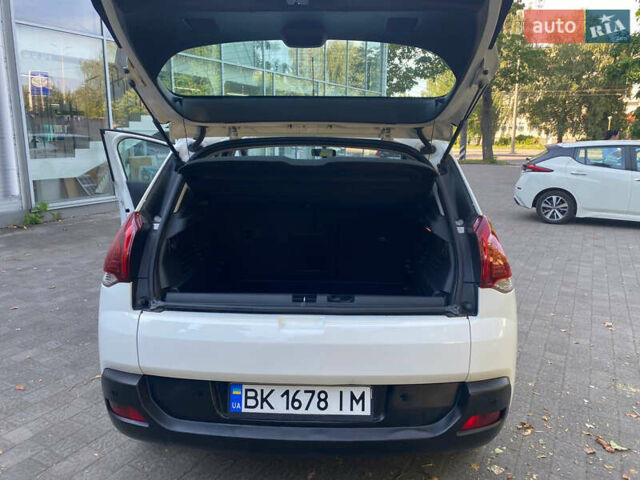 Пежо 3008 2014 в Ровно на Automoto.ua Белый Пежо 3008, объемом двигателя 1.56 л и пробегом 215 тыс. км за 10450 $, фото 17 на Automoto.ua
