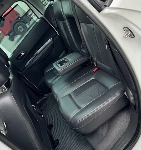 Пежо 3008 2014 в Тернополе на Automoto.ua Белый Пежо 3008, объемом двигателя 2 л и пробегом 131 тыс. км за 14699 $, фото 23 на Automoto.ua