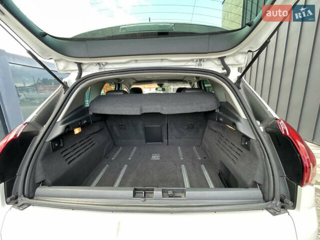 Белый Пежо 3008, объемом двигателя 2 л и пробегом 141 тыс. км за 13600 $, фото 17 на Automoto.ua