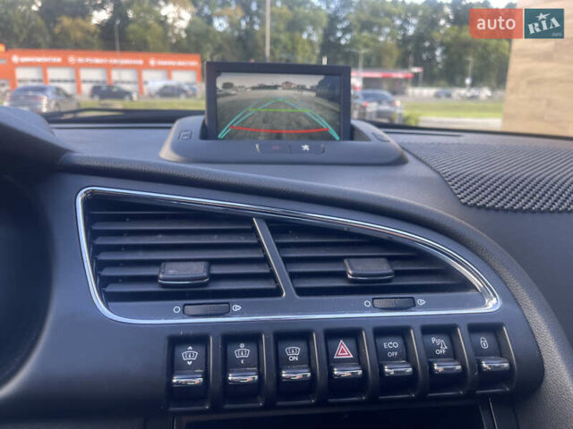 Белый Пежо 3008, объемом двигателя 2 л и пробегом 141 тыс. км за 13600 $, фото 41 на Automoto.ua