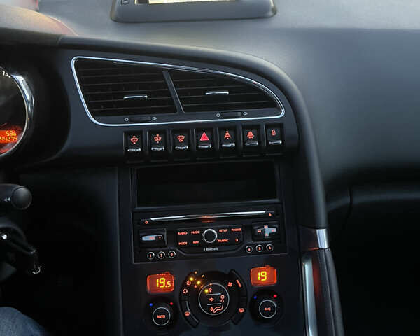 Белый Пежо 3008, объемом двигателя 1.6 л и пробегом 144 тыс. км за 11499 $, фото 54 на Automoto.ua