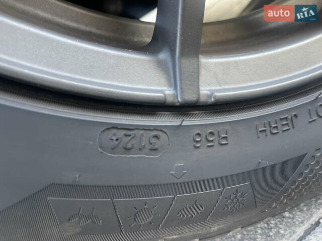 Белый Пежо 3008, объемом двигателя 2 л и пробегом 141 тыс. км за 13600 $, фото 51 на Automoto.ua