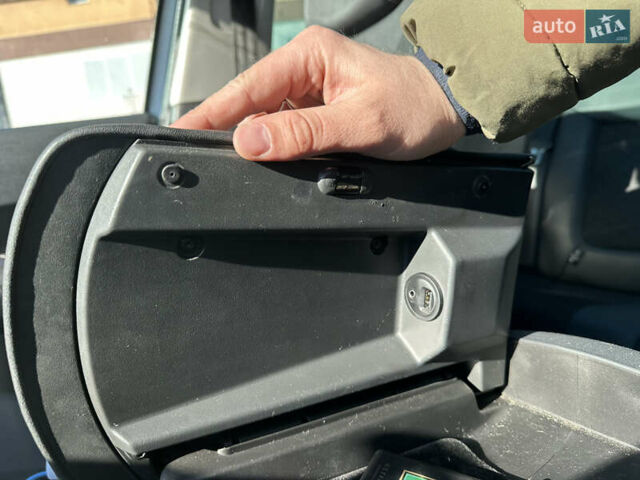 Белый Пежо 3008, объемом двигателя 1.56 л и пробегом 204 тыс. км за 10700 $, фото 29 на Automoto.ua