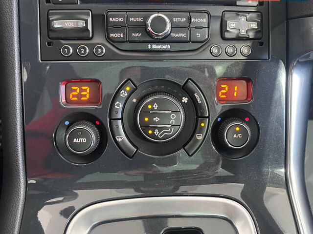 Белый Пежо 3008, объемом двигателя 1.6 л и пробегом 179 тыс. км за 13850 $, фото 16 на Automoto.ua