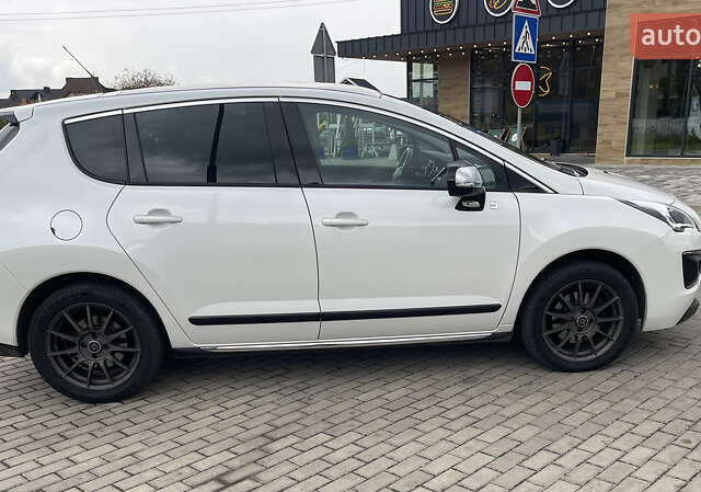 Белый Пежо 3008, объемом двигателя 2 л и пробегом 141 тыс. км за 13600 $, фото 5 на Automoto.ua