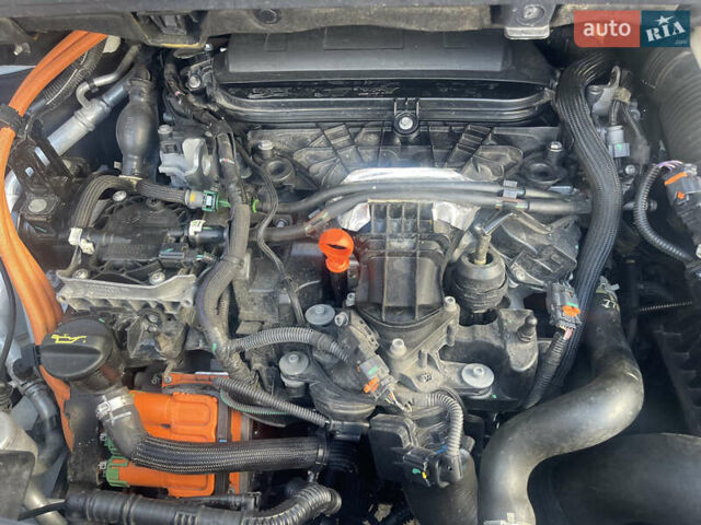 Белый Пежо 3008, объемом двигателя 2 л и пробегом 141 тыс. км за 13600 $, фото 69 на Automoto.ua