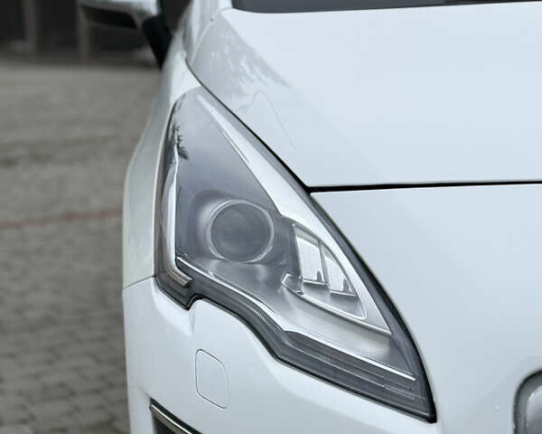 Белый Пежо 3008, объемом двигателя 1.6 л и пробегом 238 тыс. км за 12399 $, фото 32 на Automoto.ua