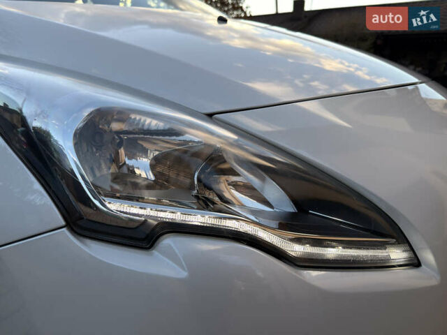 Пежо 3008 2015 у Івано-Франківську на Automoto.ua Білий Пежо 3008, об'ємом двигуна 1.6 л та пробігом 64 тис. км за 13900 $, фото 15 на Automoto.ua