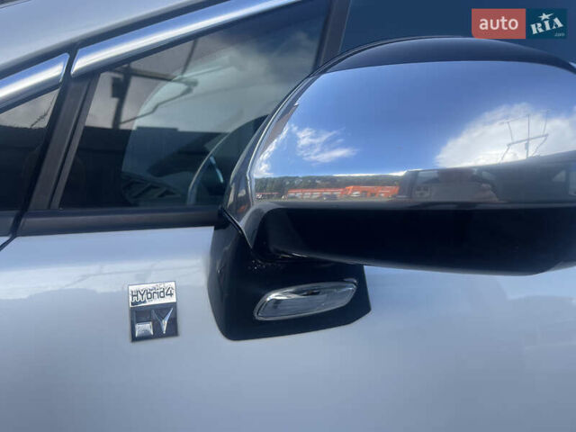 Белый Пежо 3008, объемом двигателя 2 л и пробегом 141 тыс. км за 13600 $, фото 48 на Automoto.ua