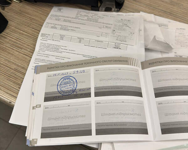 Пежо 3008 2015 у Івано-Франківську на Automoto.ua Білий Пежо 3008, об'ємом двигуна 1.6 л та пробігом 64 тис. км за 13900 $, фото 66 на Automoto.ua