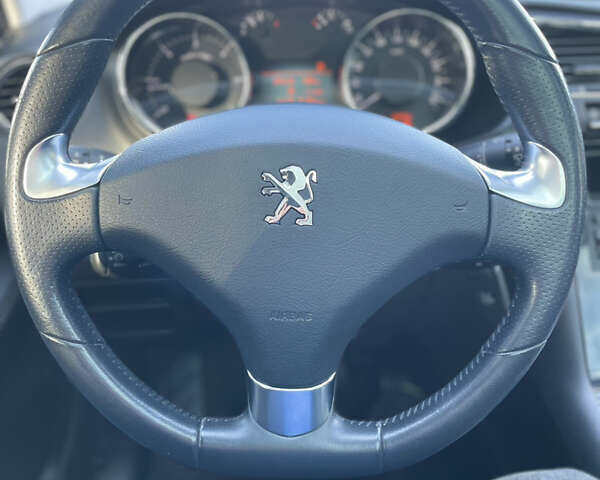 Белый Пежо 3008, объемом двигателя 1.6 л и пробегом 238 тыс. км за 12500 $, фото 34 на Automoto.ua