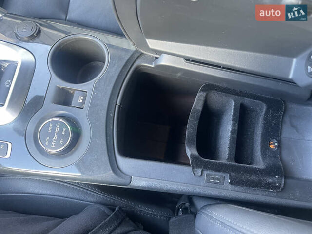 Белый Пежо 3008, объемом двигателя 2 л и пробегом 141 тыс. км за 13600 $, фото 44 на Automoto.ua