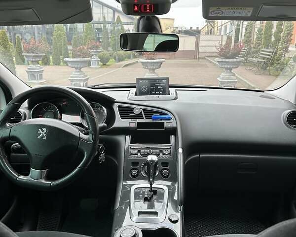 Белый Пежо 3008, объемом двигателя 1.6 л и пробегом 185 тыс. км за 12350 $, фото 27 на Automoto.ua