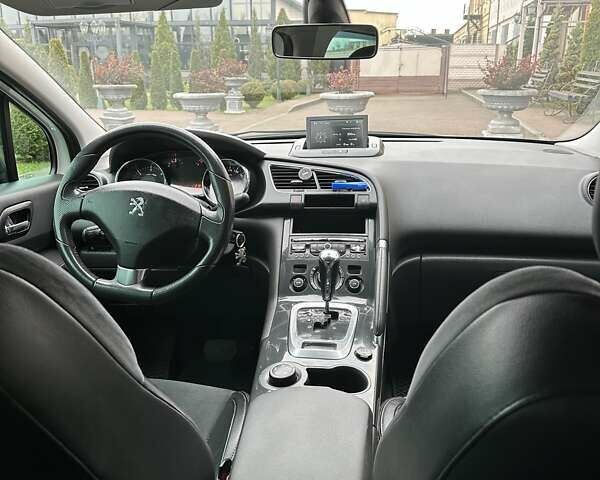Белый Пежо 3008, объемом двигателя 1.6 л и пробегом 185 тыс. км за 12350 $, фото 25 на Automoto.ua