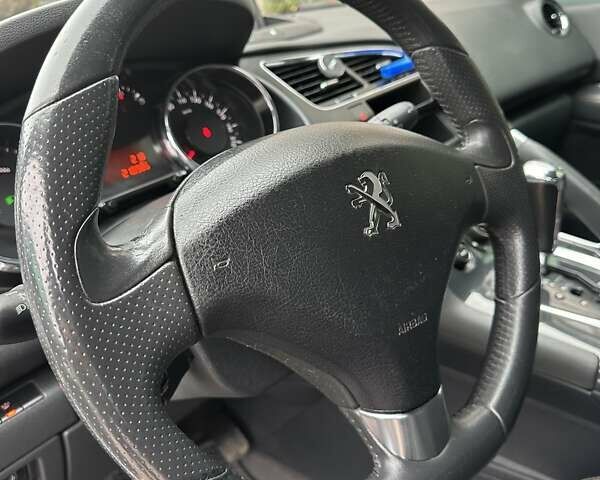 Белый Пежо 3008, объемом двигателя 1.6 л и пробегом 185 тыс. км за 12350 $, фото 67 на Automoto.ua