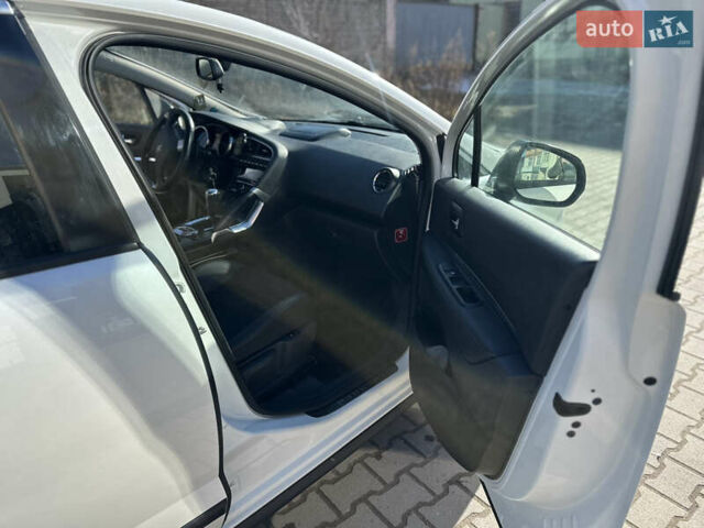 Белый Пежо 3008, объемом двигателя 1.56 л и пробегом 204 тыс. км за 10700 $, фото 21 на Automoto.ua