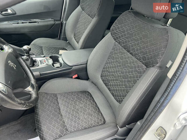 Белый Пежо 3008, объемом двигателя 1.56 л и пробегом 164 тыс. км за 9700 $, фото 12 на Automoto.ua
