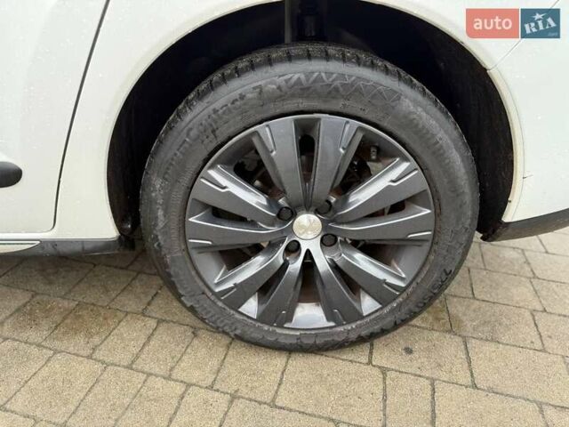 Белый Пежо 3008, объемом двигателя 1.6 л и пробегом 196 тыс. км за 13350 $, фото 34 на Automoto.ua