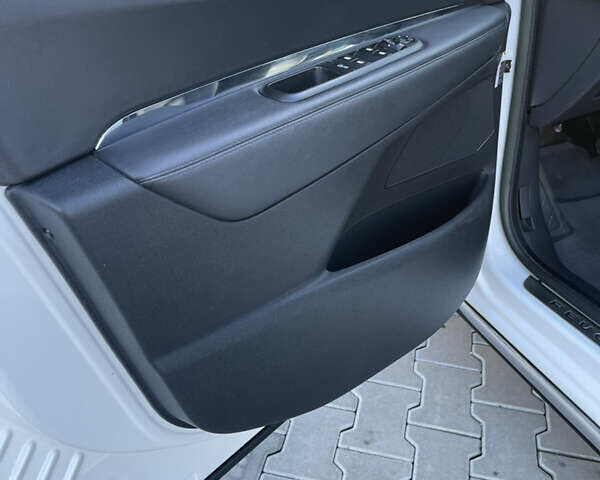 Белый Пежо 3008, объемом двигателя 1.6 л и пробегом 144 тыс. км за 11499 $, фото 18 на Automoto.ua