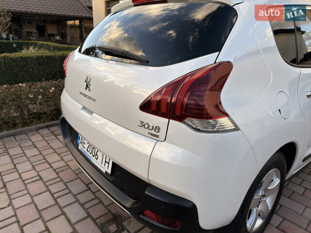 Пежо 3008 2015 у Івано-Франківську на Automoto.ua Білий Пежо 3008, об'ємом двигуна 1.6 л та пробігом 64 тис. км за 13900 $, фото 20 на Automoto.ua