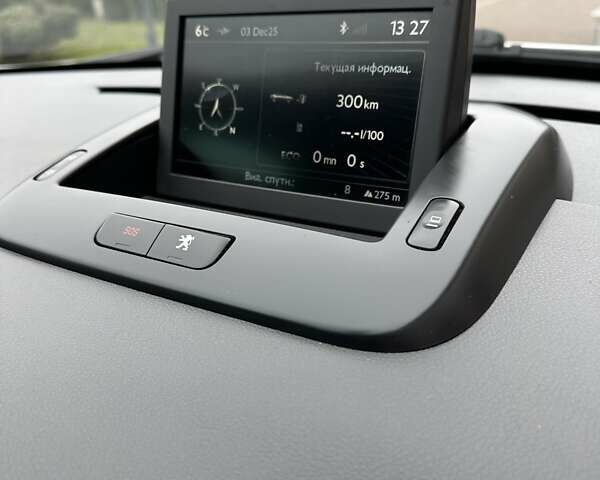 Белый Пежо 3008, объемом двигателя 1.6 л и пробегом 185 тыс. км за 12350 $, фото 33 на Automoto.ua