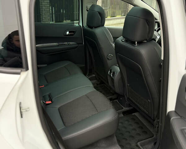 Белый Пежо 3008, объемом двигателя 1.6 л и пробегом 238 тыс. км за 12399 $, фото 60 на Automoto.ua