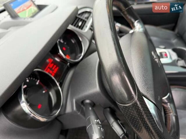 Белый Пежо 3008, объемом двигателя 1.6 л и пробегом 196 тыс. км за 13350 $, фото 70 на Automoto.ua