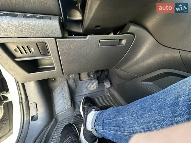 Белый Пежо 3008, объемом двигателя 1.56 л и пробегом 204 тыс. км за 10700 $, фото 34 на Automoto.ua