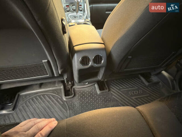 Пежо 3008 2015 у Івано-Франківську на Automoto.ua Білий Пежо 3008, об'ємом двигуна 1.6 л та пробігом 64 тис. км за 13900 $, фото 46 на Automoto.ua