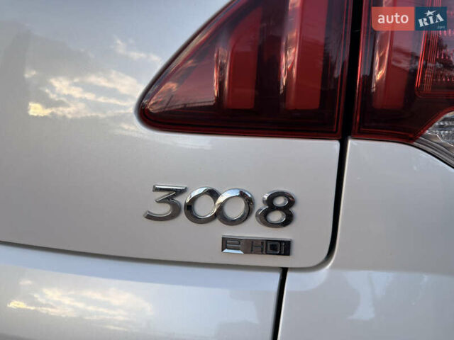 Пежо 3008 2015 у Івано-Франківську на Automoto.ua Білий Пежо 3008, об'ємом двигуна 1.6 л та пробігом 64 тис. км за 13900 $, фото 8 на Automoto.ua