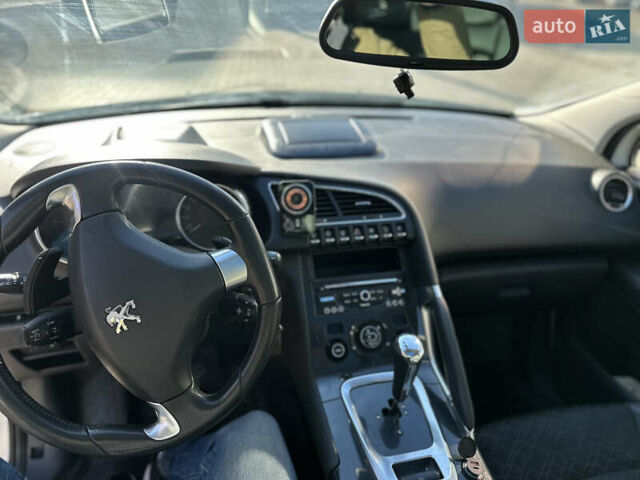Белый Пежо 3008, объемом двигателя 1.56 л и пробегом 204 тыс. км за 10700 $, фото 24 на Automoto.ua