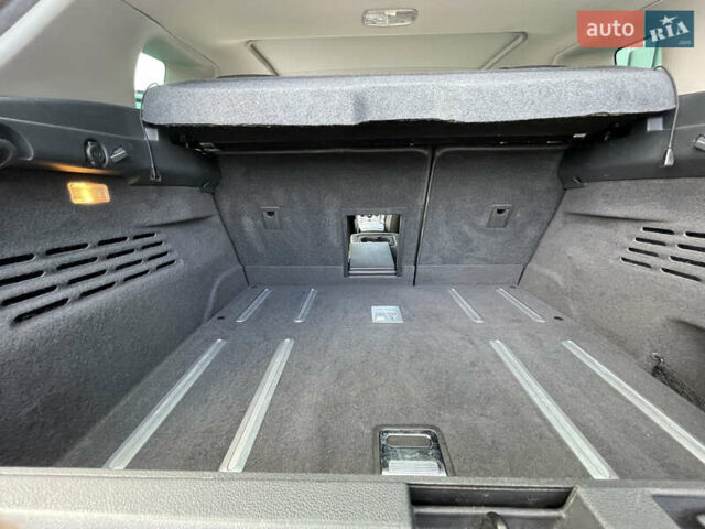 Белый Пежо 3008, объемом двигателя 2 л и пробегом 141 тыс. км за 13600 $, фото 19 на Automoto.ua