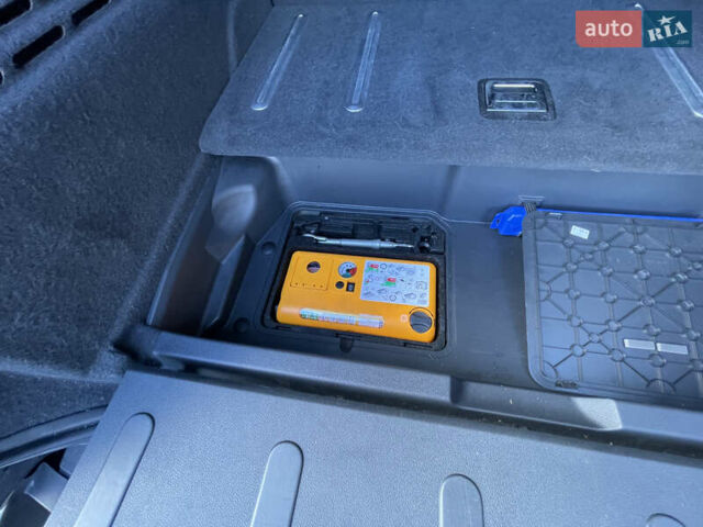 Белый Пежо 3008, объемом двигателя 2 л и пробегом 141 тыс. км за 13600 $, фото 28 на Automoto.ua