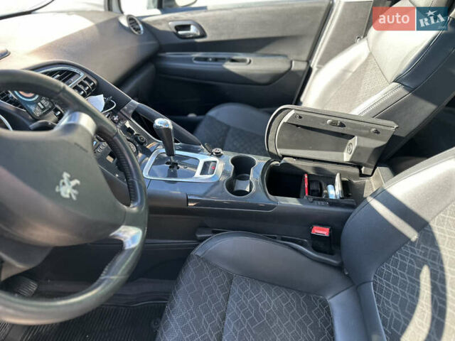 Белый Пежо 3008, объемом двигателя 1.56 л и пробегом 204 тыс. км за 10700 $, фото 25 на Automoto.ua