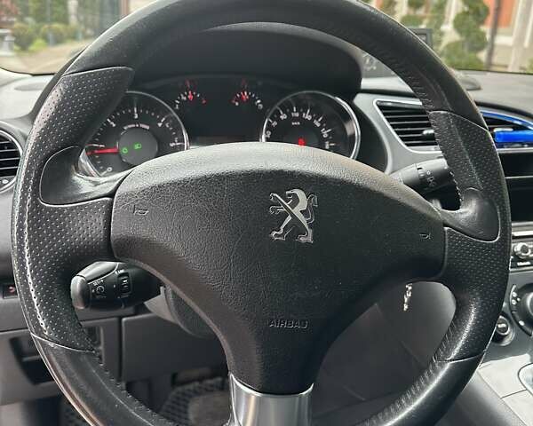 Белый Пежо 3008, объемом двигателя 1.6 л и пробегом 185 тыс. км за 12350 $, фото 68 на Automoto.ua