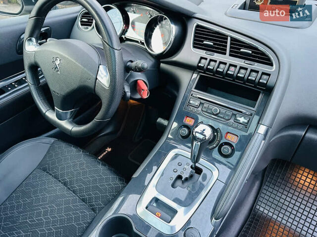 Белый Пежо 3008, объемом двигателя 1.6 л и пробегом 100 тыс. км за 11999 $, фото 15 на Automoto.ua