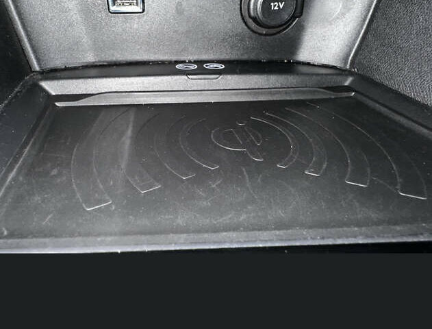 Белый Пежо 3008, объемом двигателя 1.6 л и пробегом 177 тыс. км за 16499 $, фото 16 на Automoto.ua