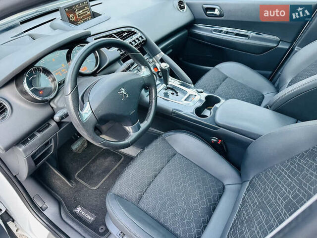 Белый Пежо 3008, объемом двигателя 1.6 л и пробегом 103 тыс. км за 10800 $, фото 10 на Automoto.ua